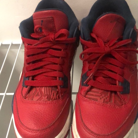 Jordan 4 - Picture 3 of 3